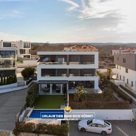 Penthouse Panorama Deluxe In Apartment Malinska